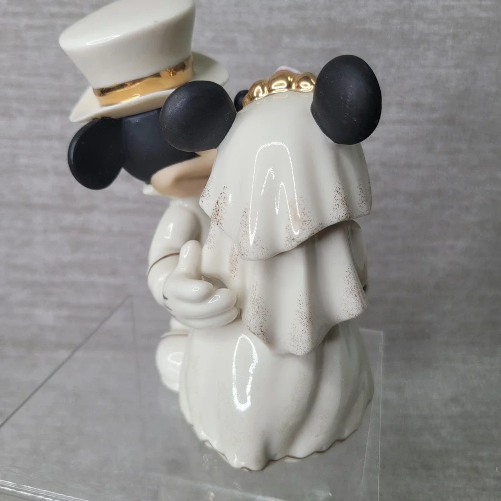 Lenox Disney Minnie's Dream Wedding Mickey Minnie Mouse Figurine Gold Accents